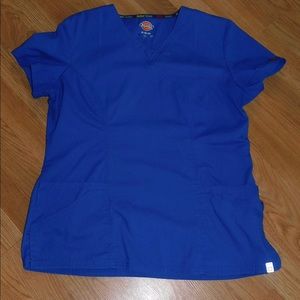 Dickies size medium woman’s scrub top
